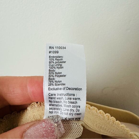 Elila Jacquard Wireless Soft-cup Front Hook Longline Bra nude woman’s 40F - Picture 9 of 10